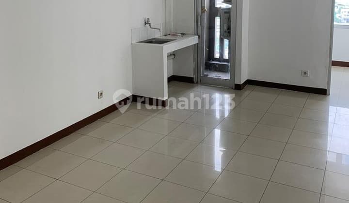 For Rent 3 BR Empty Tower H Low Floor