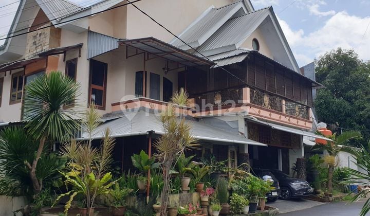Rumah Mewah 2 Lt di Makassar Dekat Kampus UNM & Mall Panakkukang
