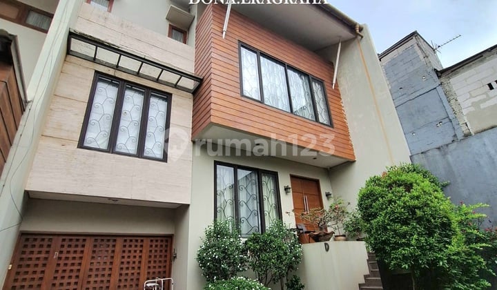 Townhouse 5 Menit ke MRT Dan Pondok Indah Mall di Pondok Pinang