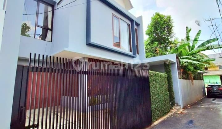 Nyaris NJOP Rumah Keren Siap Huni Di Pondok Indah