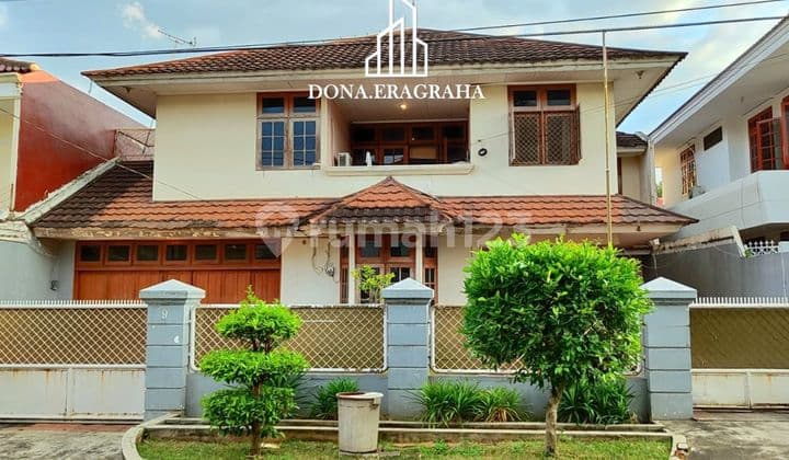 Rumah Lama Hitung Tanah Ada Kolam Renang Dalam Komplek Cinere