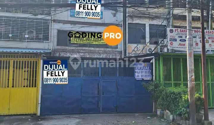 Quick Sale: Two Shophouses in Taman Sari, Central Jakarta, Business Area for Spare Parts