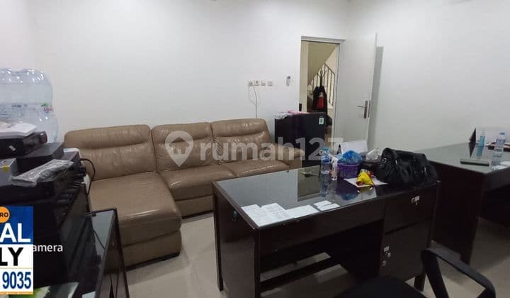 Gudang dan Ruang Usaha Pejagalan