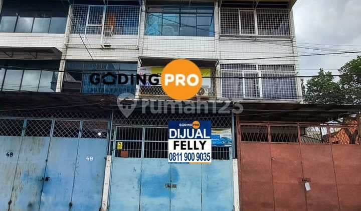 3.5-Story Shophouse, Ready to Use, located in Mangga Besar, West Jakarta