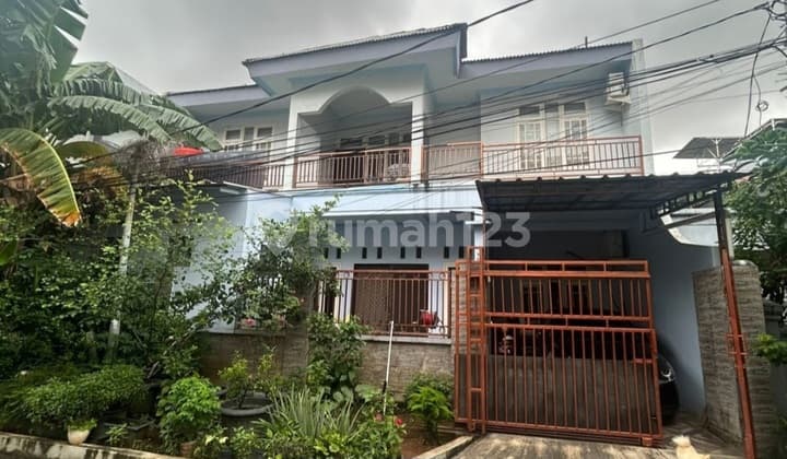 Jual Rumah Siap Pake 2 Lantai ,komplek Angkasa Pura,jkt - Pusat