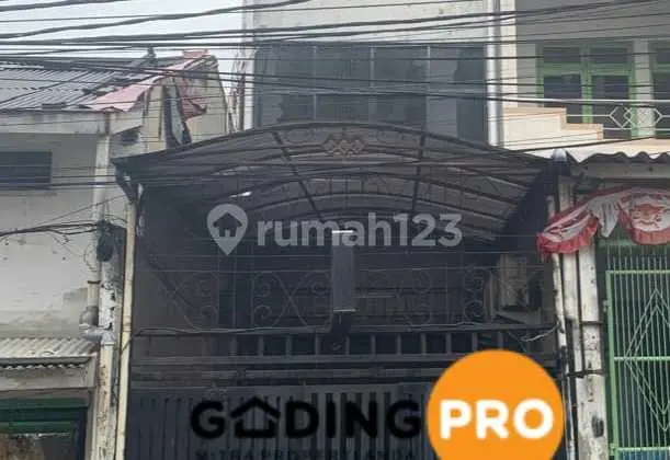 Dijual Ruko 3,5 Lantai, Lokasi Strategis,.area Kuliner, Kantor,jakarta Barat