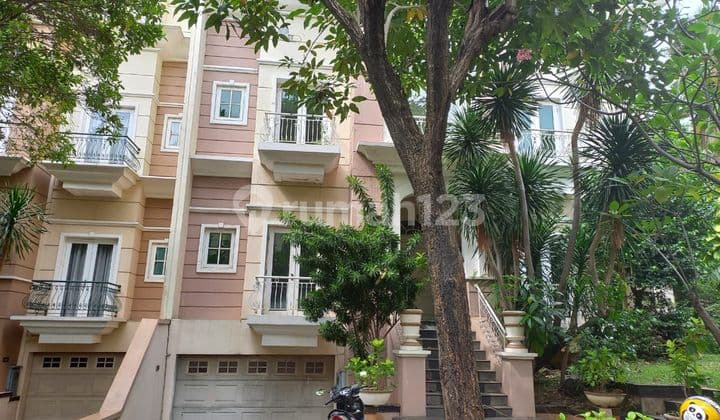 Dijual rumah residen blossom Kemayoran