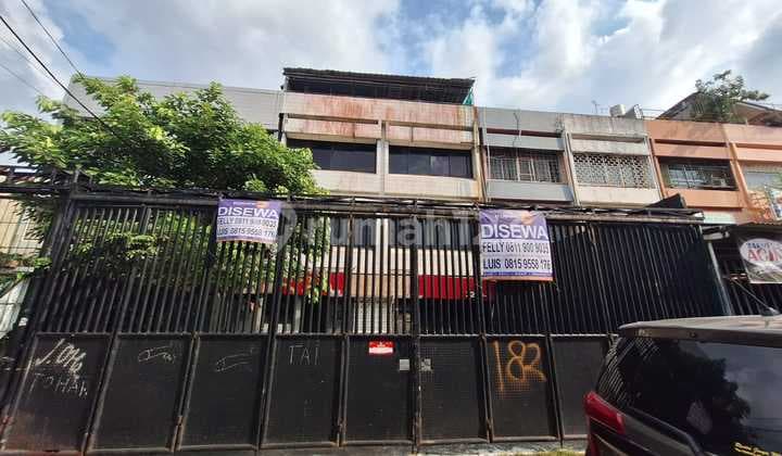 For Rent: Adjacent Shophouses Pangeran Jayakarta