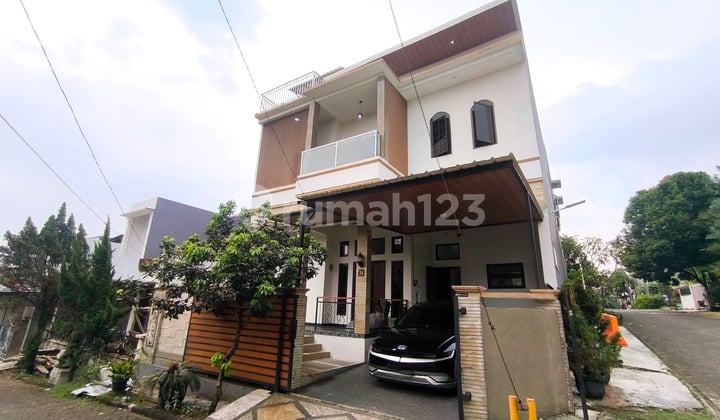 Bagus Tawar Aja Baru Renov Rumah di Villa Bogor Indah Modern Keren Akses Tol
