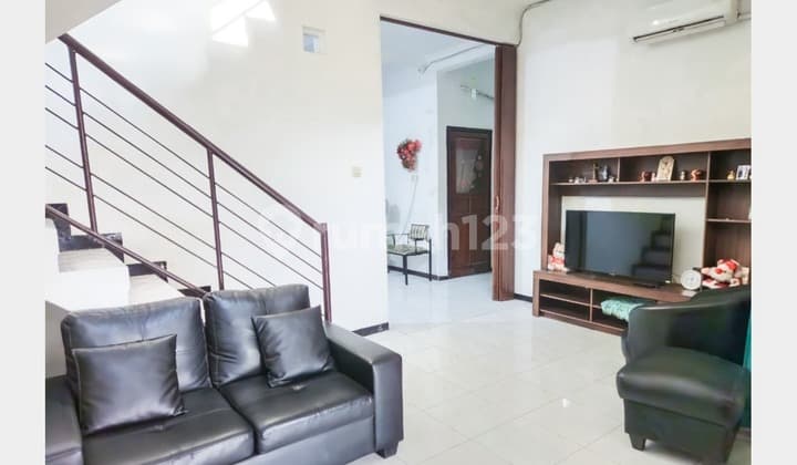 Adem Asri Rumah Rumah Babatan Pilang Dekat Citraland