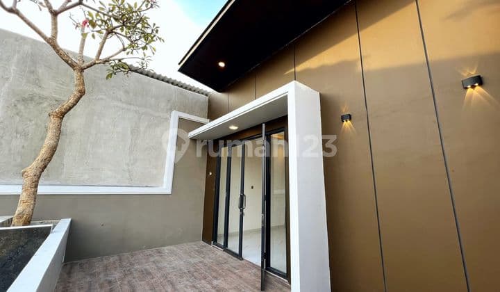 New House Area Mayjend Sungkono The Diponggo Attic