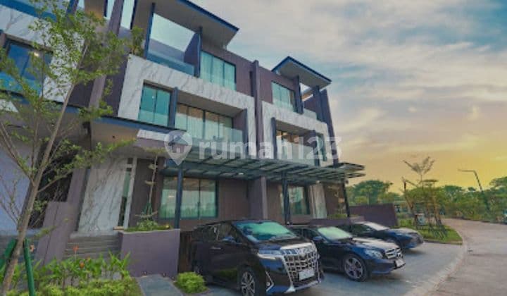 Sultan House in Citra Lake View 4 Floors New Luxury