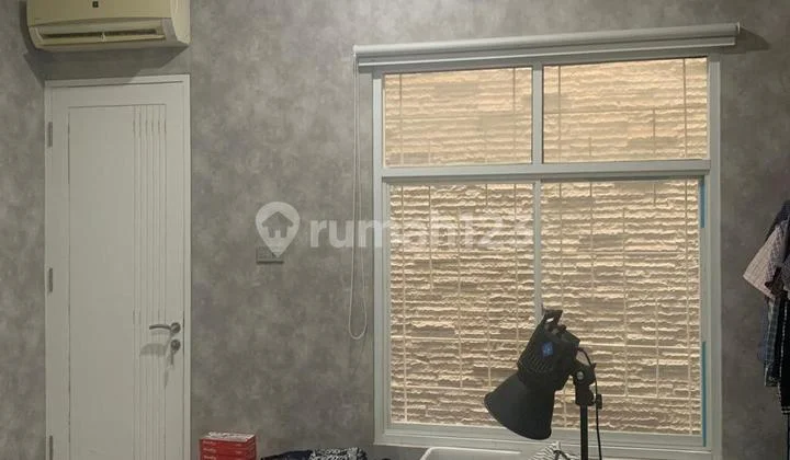 Sell Cheap Minimalist 3-Story House in New Kosambi