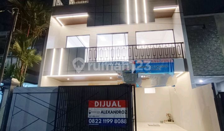 New Luxury House for Sale in Taman Palem Lestari, West Cengkareng