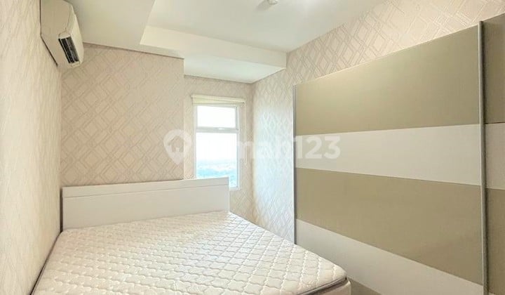 Condominium Green Bay Pluit 1 BR Fully Furnished Lemari Besar Bgt