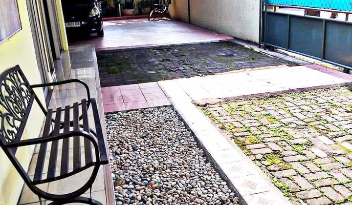 Dijual Rumah Hoek di Kampung Ambon Jakarta Timur