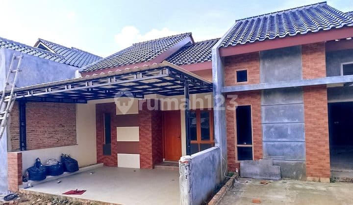Rumah Selangkah ke jl Ratna Jatibening Bekasi