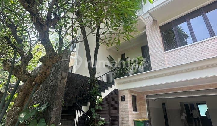 House For Rent Furnished In Kemang Area (Luxurious & Private Compound)
