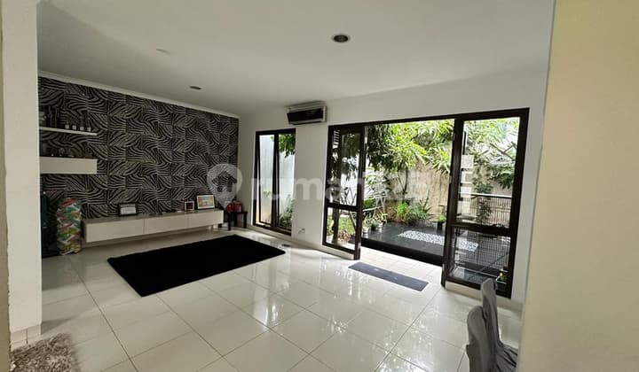 Rumah Di Jual Nyaman Dan Asri Di The Icon BSD Siap Huni Dan Rapi