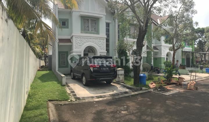 For Sale: 2-Story Kuldesak House in Paramount Gading Serpong Cluster