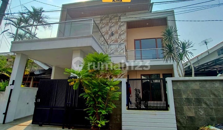 Jual Rumah Bangun Baru 2,5Lantai Deket Area Kampus STAN Bintaro