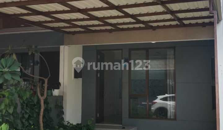 Rumah 2 Lantai Design Minimalis Dalam Cluster Graha Raya Bintaro