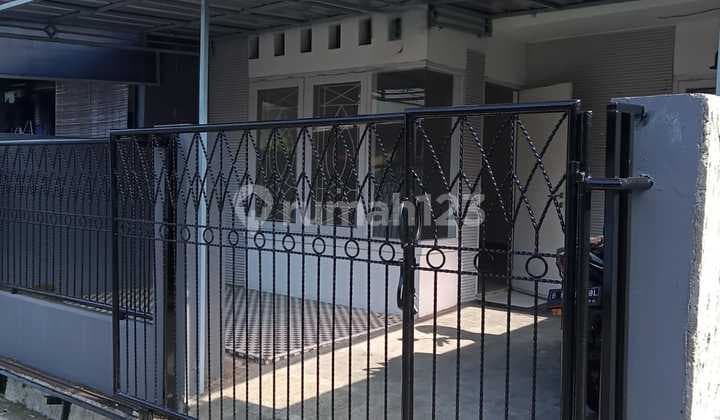 Ready-to-Occupy House Within a Cluster In Graha Raya Bintaro