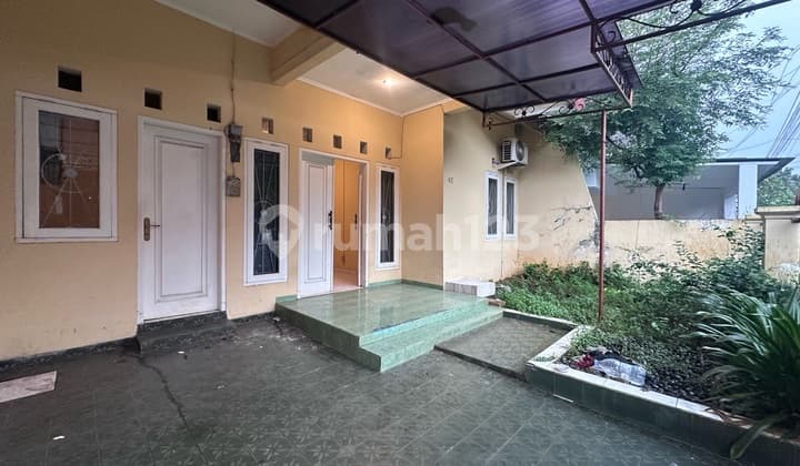 Rumah Dijual 1,5 Lantai Siap Huni Bagus SHM Sektor 2 Bintaro