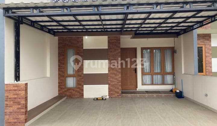 Cluster 1 Lantai Dekat Lrt Cikunir Full Bata Merah Dan Furnish