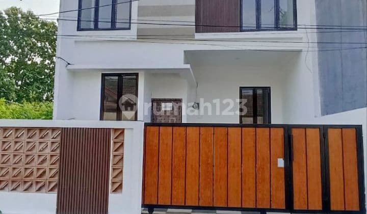Rumah Baru 2 Lantai Ready Stock Di Jatiwaringin
