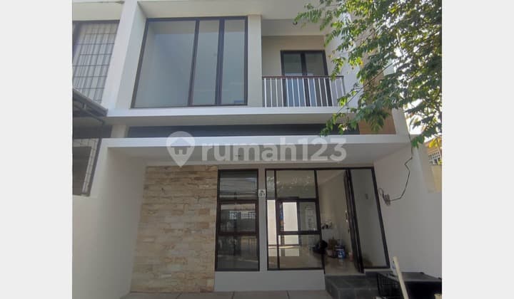 Dijual Cepat Rumah di Bintaro Sektor 9 Dekat Stasiun
