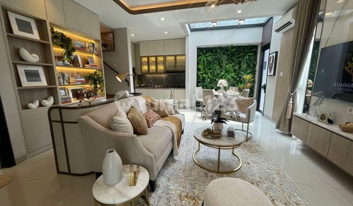 Viola Summarecon Crown Gading. Rumah 2 Lt (6x11) Premium