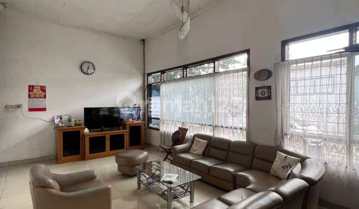 Jual Rumah Jalan Kopo bisa untuk Kantor, Show Room
