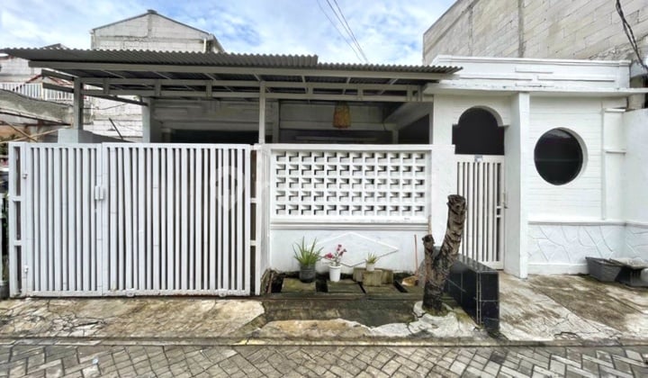 Rumah Nyaman Bebas Banjir Dan Strategis Di Puri Megah Cipondoh