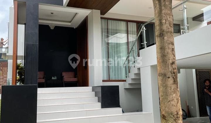 Rumah Bagus Di Jalan Bintaro