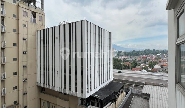 Apartement Furnished City View Pool View 3 BR Di Bogor Valley