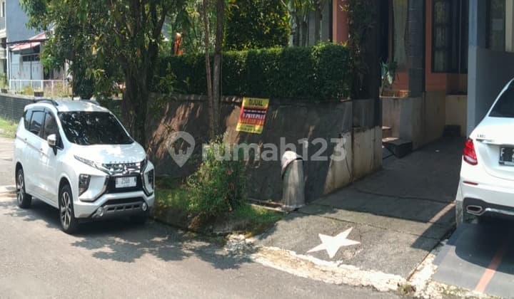 Rumah Hoek Bagus Dalam Cluster Di BNR Bogor Selatan