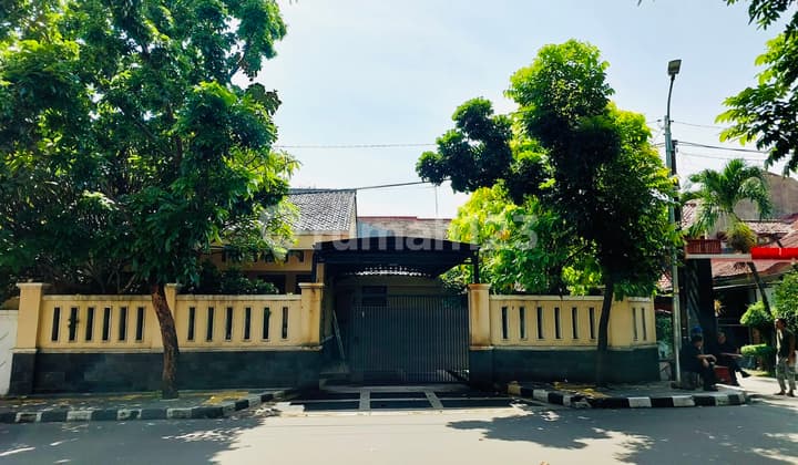 Rumah Hook Bagus Di Jalan Utama Kresna Raya Indraprasta