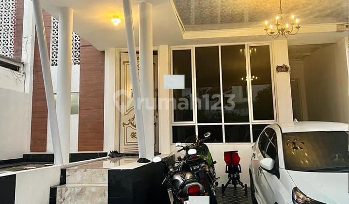 Rumah Furnished Bagus Dalam Cluster Di BCC Hadap Barat