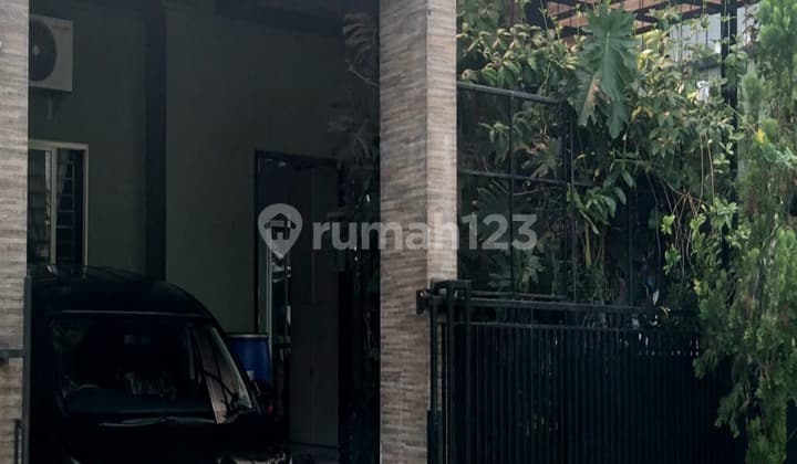 Rumah Semi Furnished Bagus Cluster Venezia Sentul City