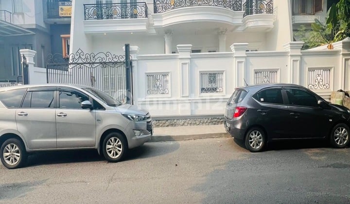 Rumah Semi Furnished Baru Di Boulevard BNR Bogor Selatan