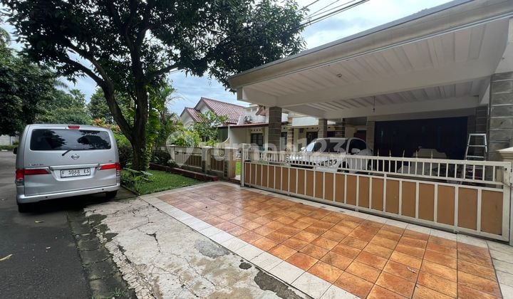 Dijual Rumah Dalam Cluster Dekat Stasiun di Taman Yasmin