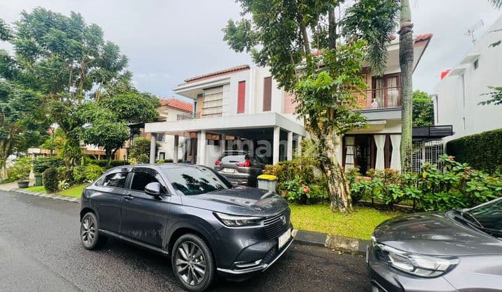 Fully Furnished House in the Istana Bunga Rancamaya Cluster