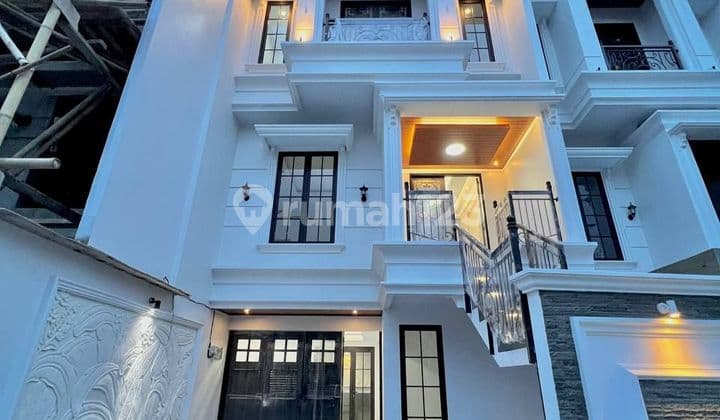 Rumah 3 Lantai Mewah 13 Unit Di Jagakarsa JakSel