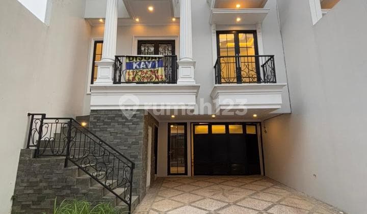 Town House 15 Unit di Jagakarsa Jak Sel