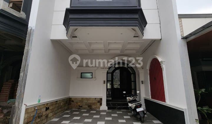 Rumah Mewah 2 Lantai di Kalimulya Kota Depok