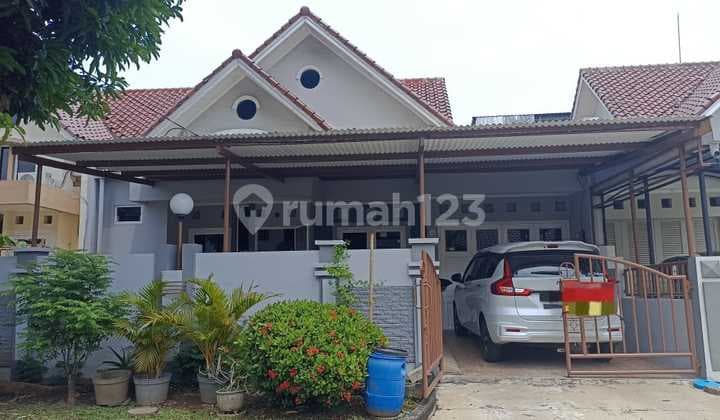 Rumah Bagus Cluster Strategis di Graha Padma