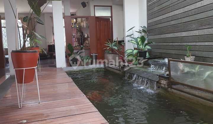 Good 3-Story Hook House in Mekar Wangi Complex, Bandung