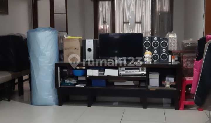 Rumah Bagus dan Nyaman di Batununggal Indah Bandung