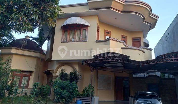 Nice 2-story South-facing house in Wahidin.